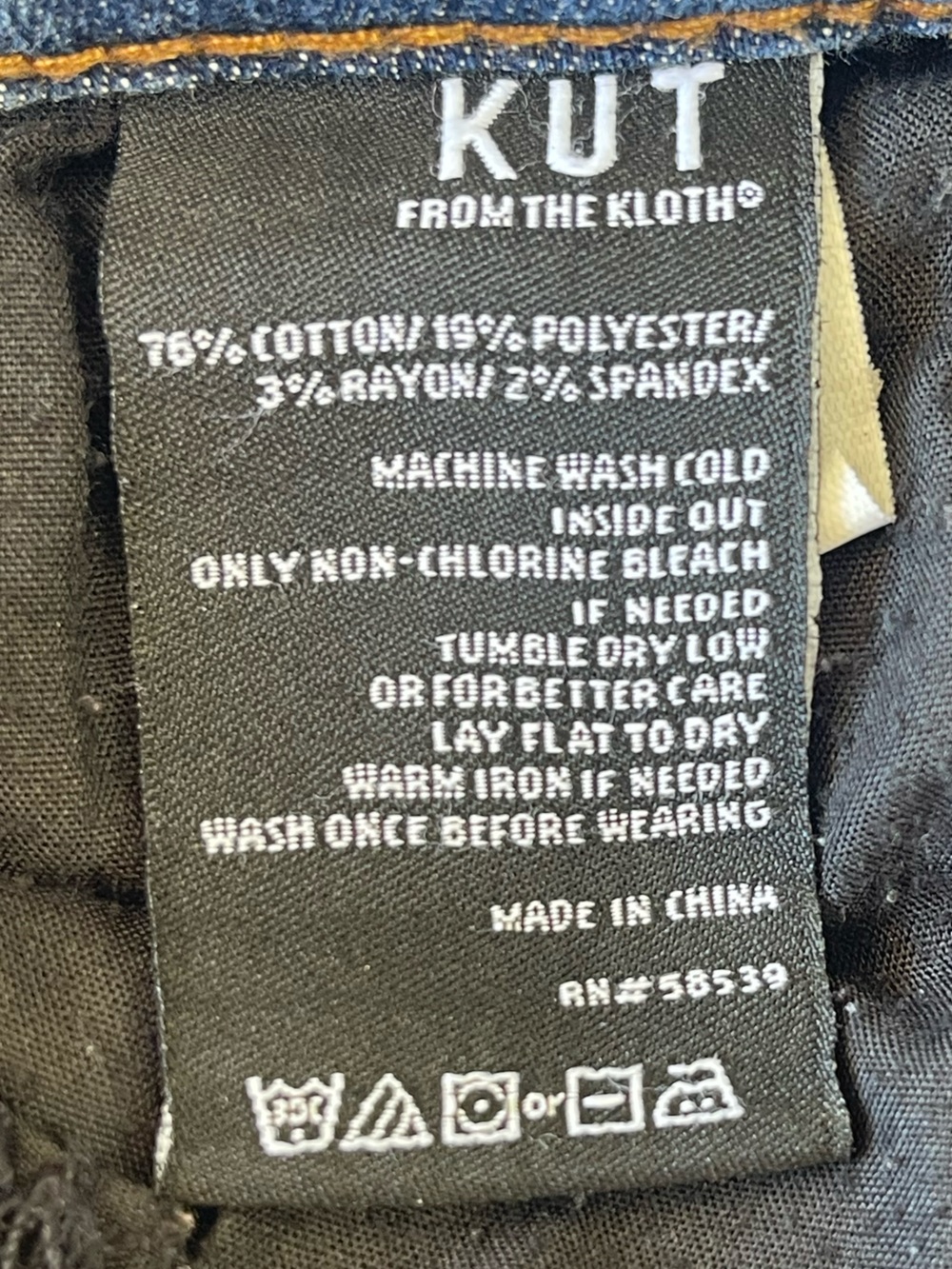 Kut from the Kloth Women's Straight Leg Jeans in Wash Blue - Picture 9 of 10
